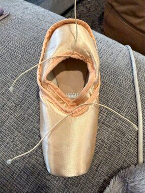 Freed Pointe Shoes Shield Maker 4.5x
